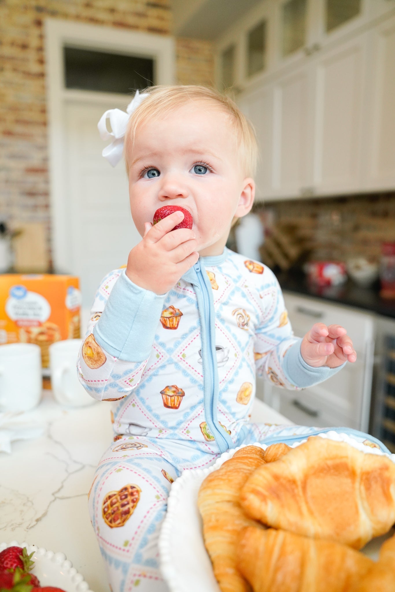 Blue Breakfast - Bamboo Sleeper