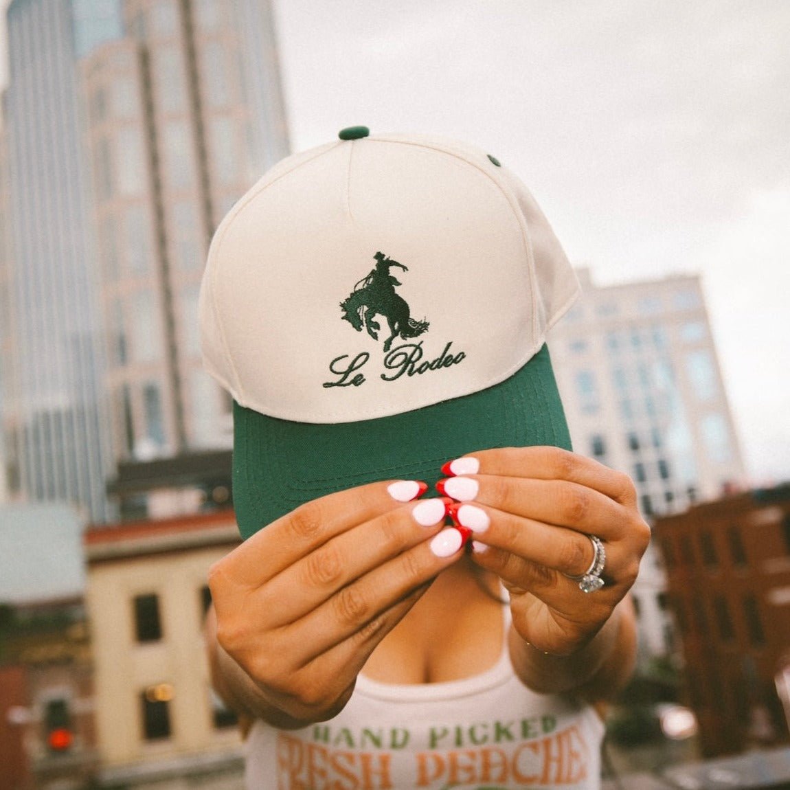 Le Rodeo w Horse - Green Vintage Trucker Hat