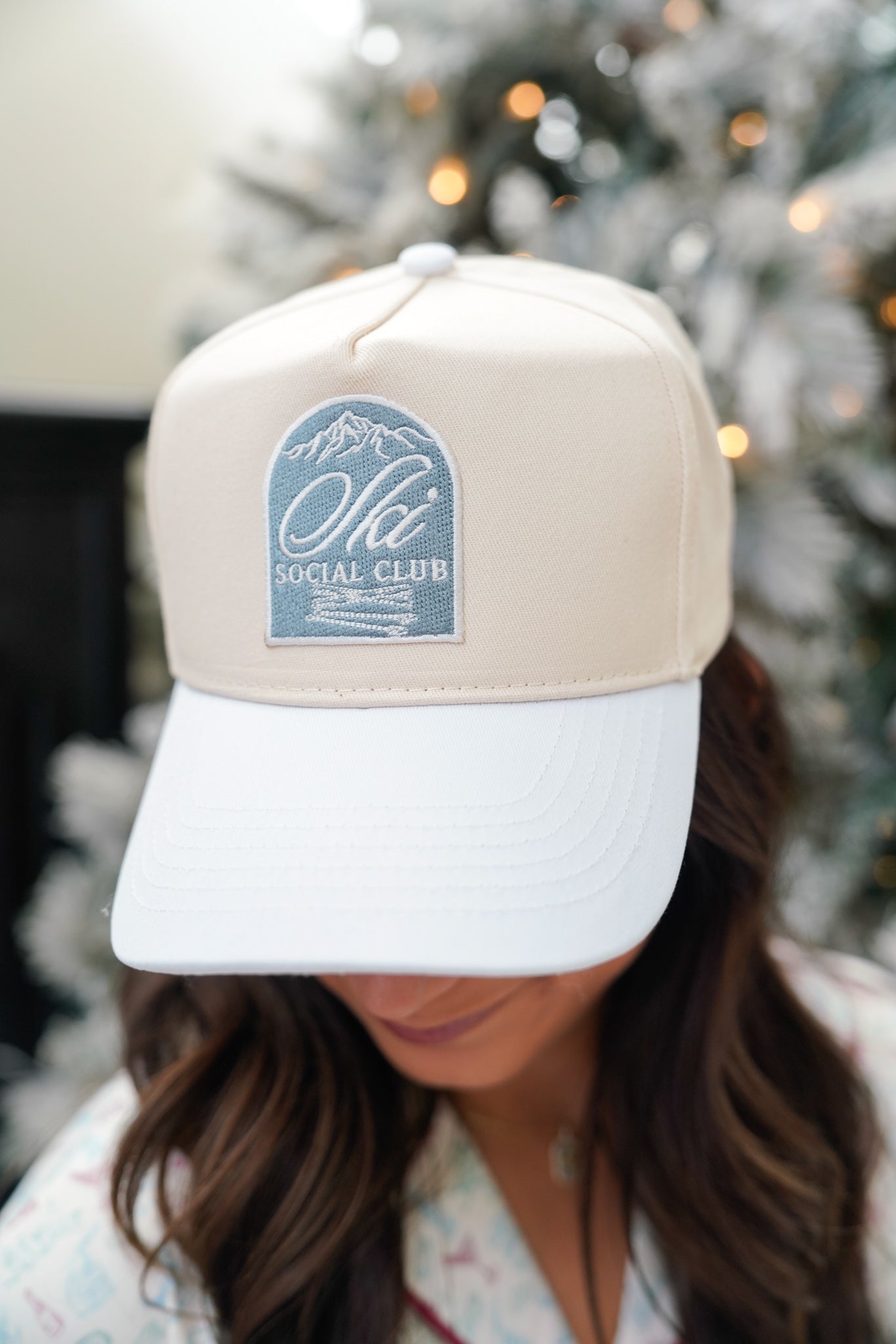Ski Club - White Vintage Trucker Hat