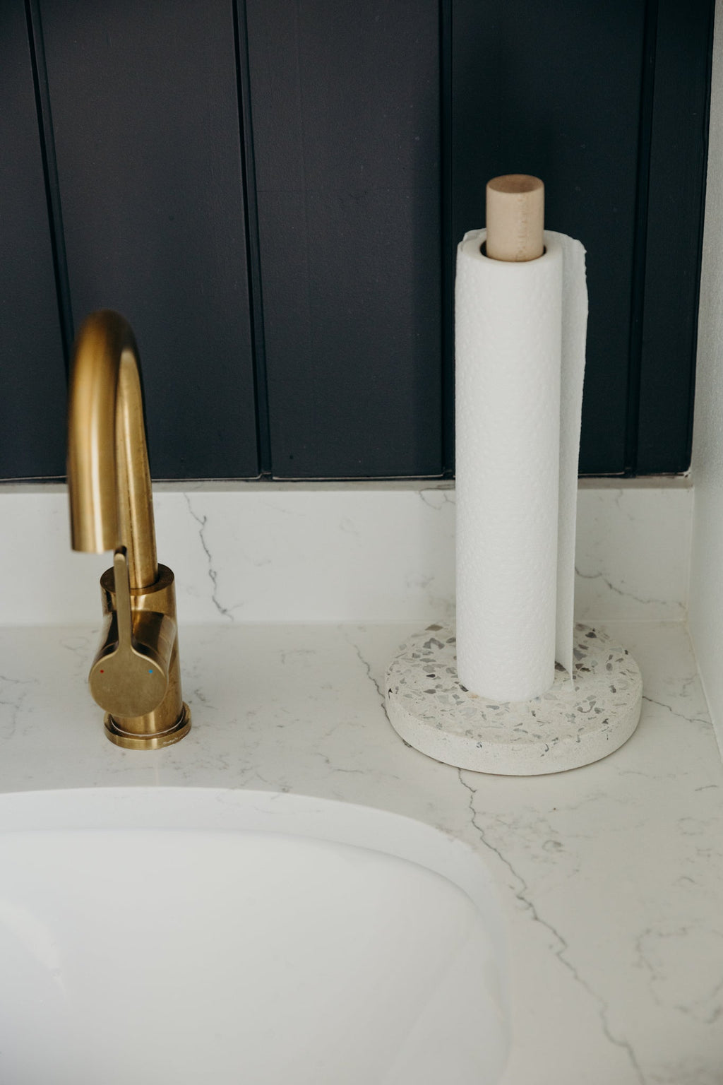 Paper Towel Holder | Larger White Terrazzo